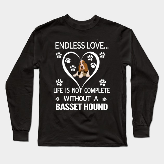 Basset Hound Lovers Long Sleeve T-Shirt by bienvaem